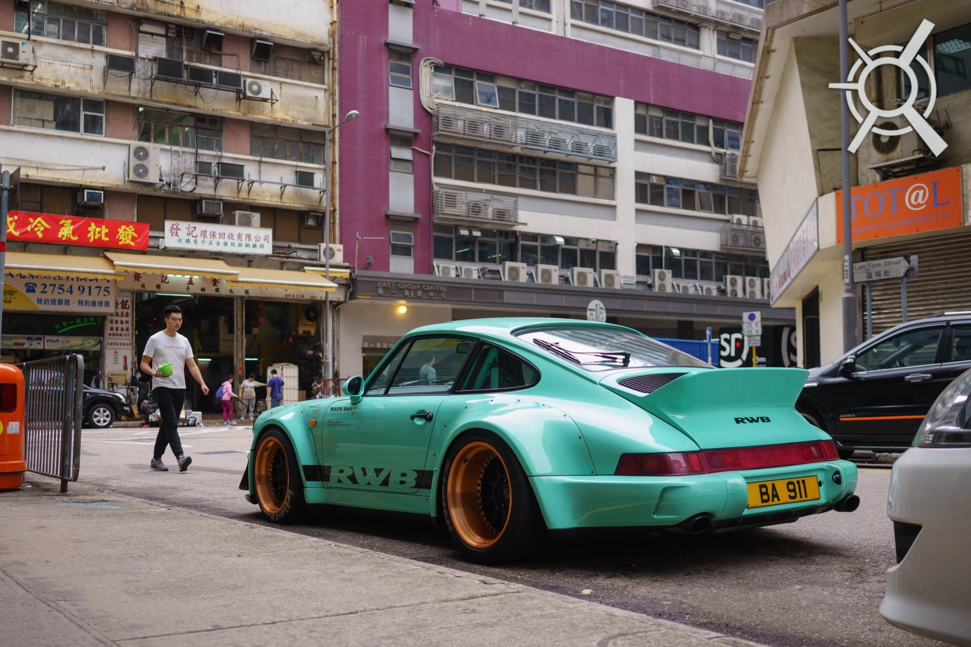 Mayday_Garage_RWB_HK-5
